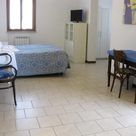 Almadomus Bed & Breakfast
